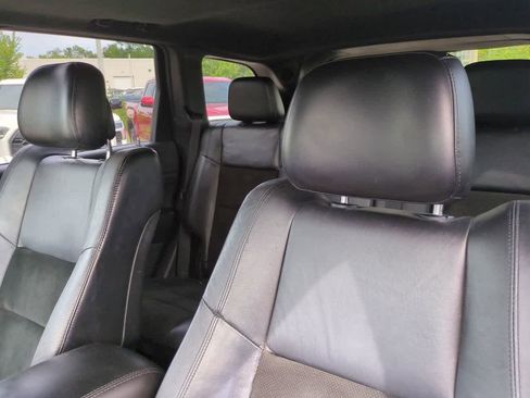 Used 2015 Jeep Grand Cherokee Altitude AWD/4WD image 8