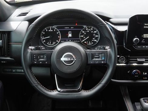 Used 2024 Nissan Pathfinder Rock Creek image 19