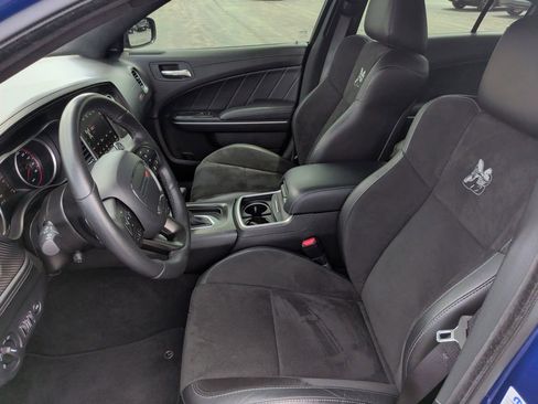 Used 2022 Dodge Charger Scat Pack RWD image 4
