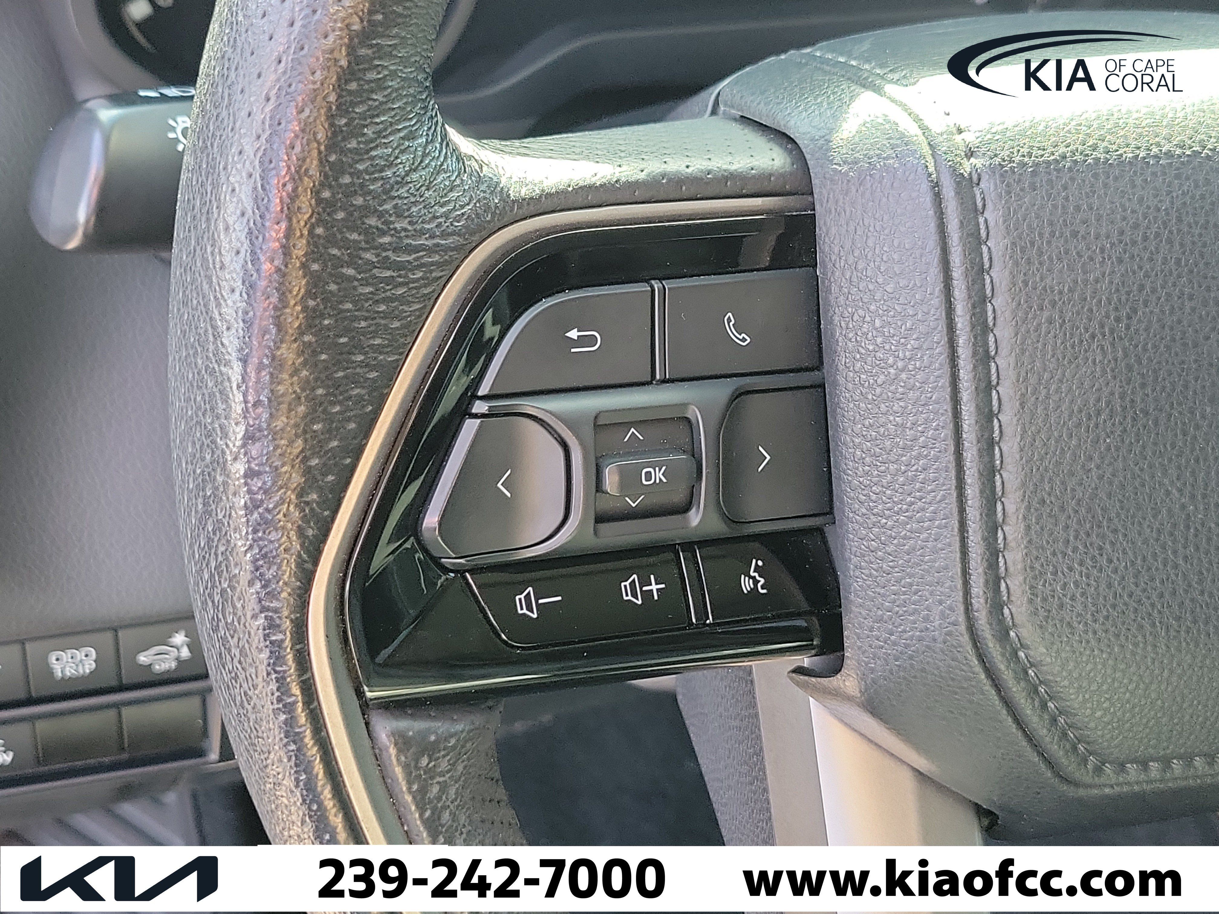 Used 2023 Toyota Tundra Limited w/ Power Package RWD image 25