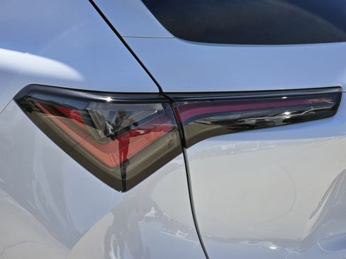 Used 2025 Acura ADX AWD image 17