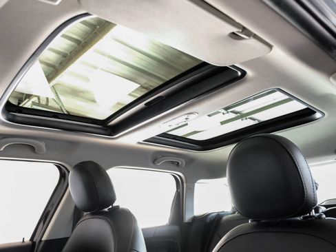 Used 2019 MINI Cooper Countryman image 4