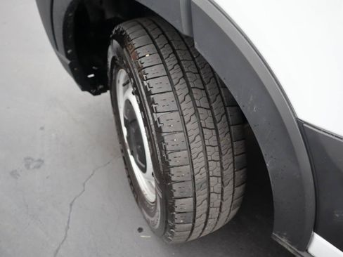 Used 2022 Ford Transit 250 Low Roof RWD image 16