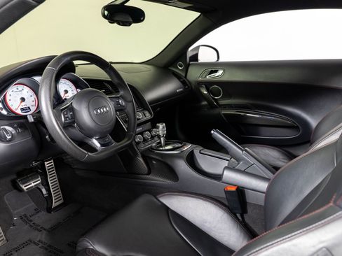 Used 2012 Audi R8 V10 AWD/4WD image 16