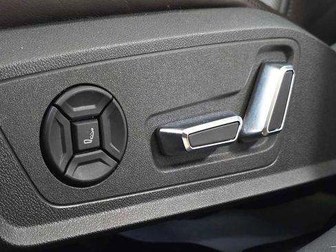 Used 2021 Audi A6 3.0T allroad Prestige w/ Prestige Package image 26