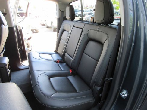 Used 2019 Chevrolet Colorado ZR2 AWD/4WD image 24