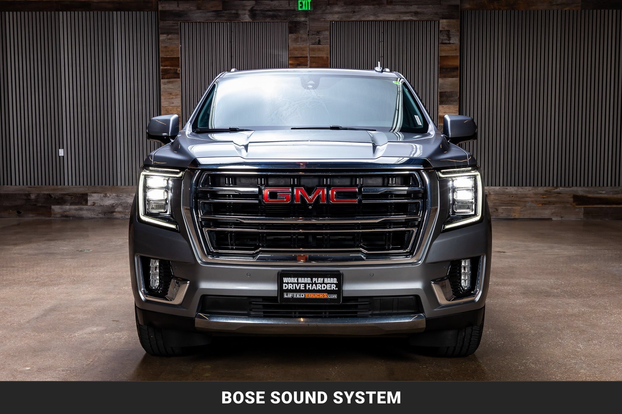 Used 2021 GMC Yukon XL SLT w/ SLT Luxury Package RWD image 3