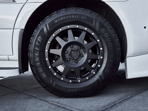 Used 2019 Mercedes-Benz Sprinter 144 image 27