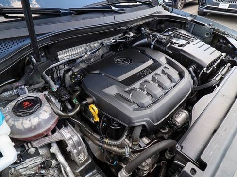 Used 2021 Volkswagen Tiguan S image 29