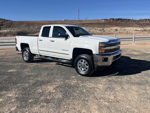 Used 2015 Chevrolet Silverado 2500 LTZ image 1