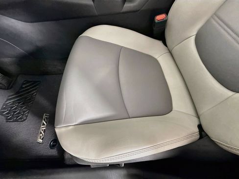 Used 2023 Toyota RAV4 XLE Premium FWD image 19