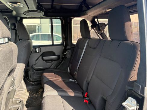 Used 2023 Jeep Wrangler Unlimited Sport AWD/4WD image 15
