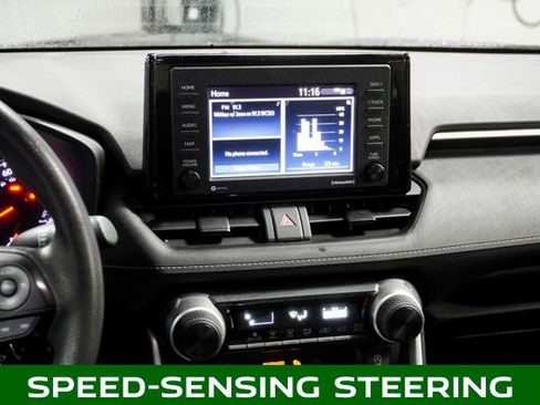 Used 2022 Toyota RAV4 LE image 10