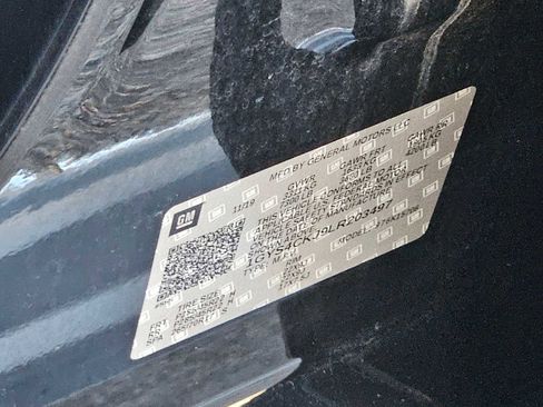 Used 2020 Cadillac Escalade Premium Luxury image 26