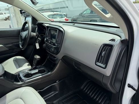 Used 2018 Chevrolet Colorado W/T RWD image 17