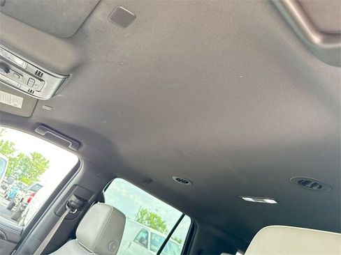 Used 2021 Chevrolet Tahoe LT image 22