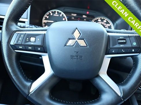 Used 2024 Mitsubishi Outlander SE image 21