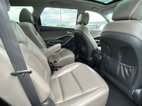 Used 2015 Hyundai Santa Fe Limited w/ Option Group 04 FWD image 41