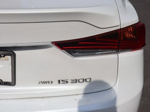 Used 2018 Lexus IS 300 AWD w/ Premium Package image 24