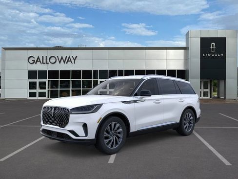 New 2026 Lincoln Aviator 2WD image 1