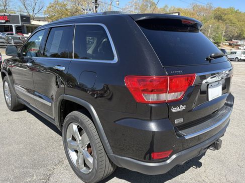 Used 2013 Jeep Grand Cherokee Overland w/ Trailer Tow Group IV image 3