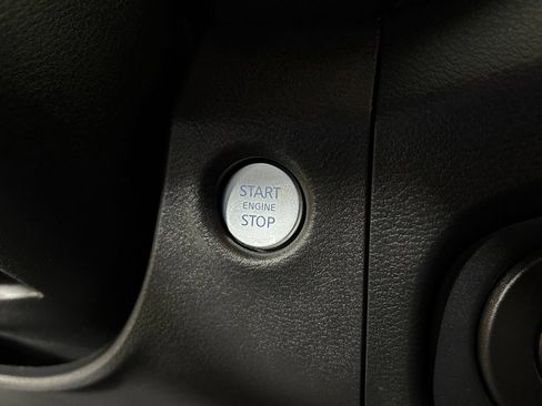 Used 2022 Nissan Frontier S w/ Technology Package RWD image 27