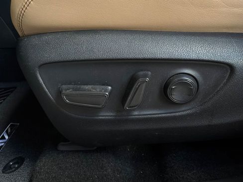 Used 2024 Toyota RAV4 XLE Premium FWD image 11