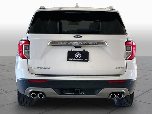 Used 2023 Ford Explorer Platinum w/ Technology Package AWD/4WD image 4