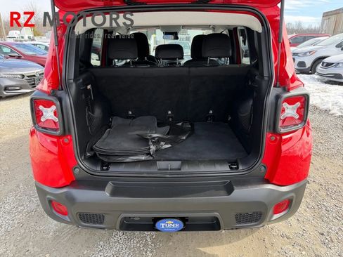 Used 2020 Jeep Renegade Altitude image 18