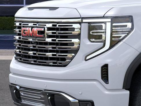 New 2026 GMC Sierra 1500 Denali w/ Technology Package AWD/4WD image 13