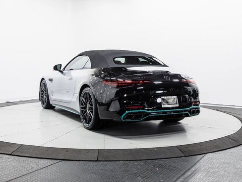 Used 2024 Mercedes-Benz SL 63 AMG 4MATIC image 29