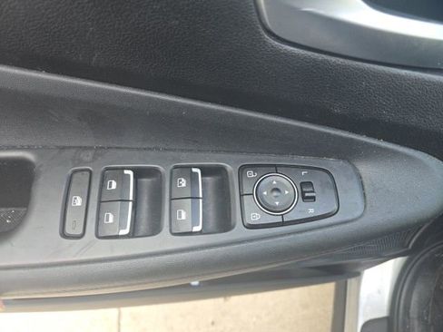 Used 2021 Hyundai Santa Fe SE image 7