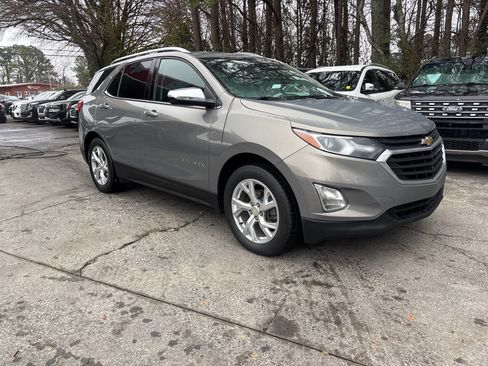 Used 2019 Chevrolet Equinox Premier image 3