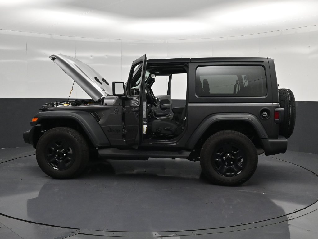 Used 2026 Jeep Wrangler Sport AWD/4WD image 36