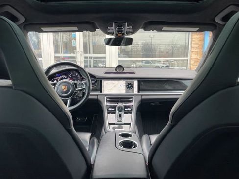 Used 2017 Porsche Panamera Turbo w/ Sport Chrono Package image 30