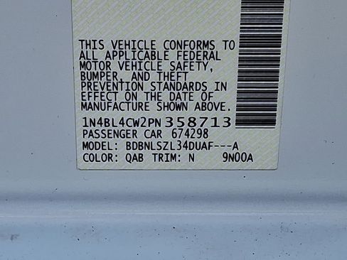 Used 2023 Nissan Altima 2.5 SR w/ SR Premium Package image 27