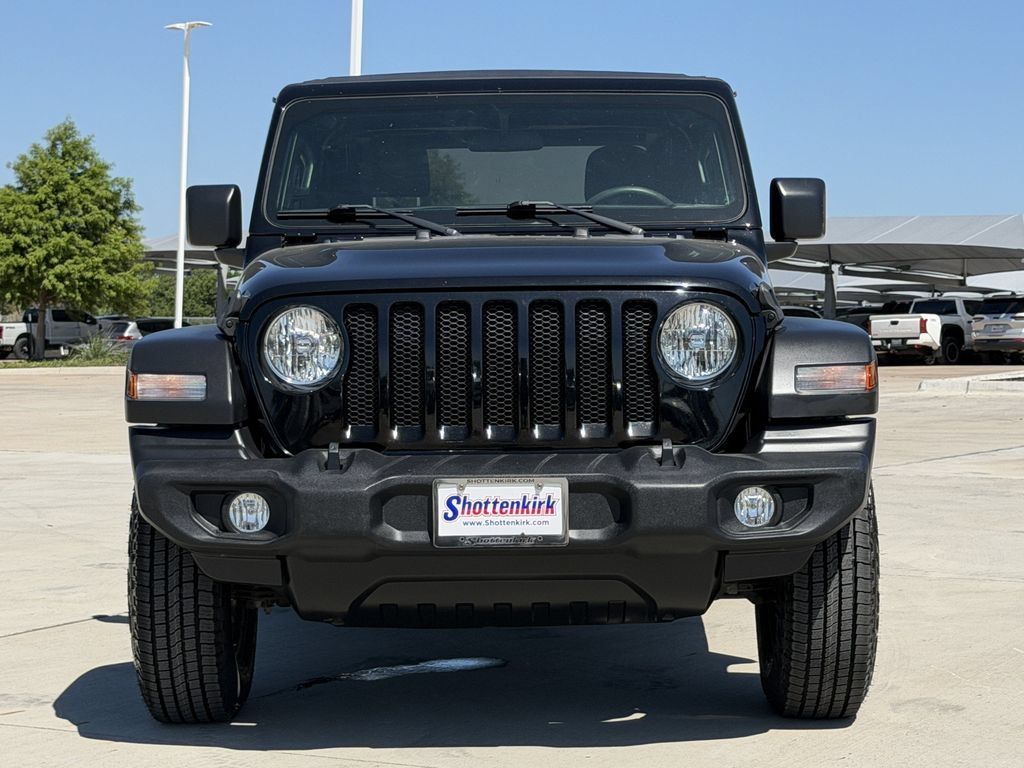 Used 2021 Jeep Wrangler Sport AWD/4WD image 7