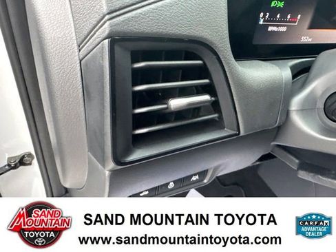 Used 2026 Nissan Sentra SR w/ SR Premium Package FWD image 15
