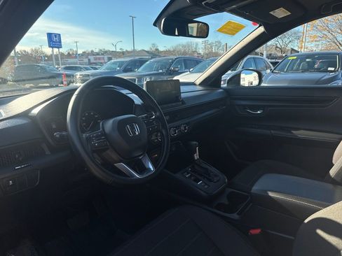 Used 2025 Honda CR-V Sport image 14