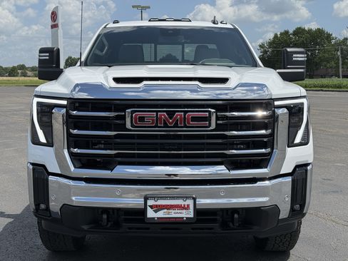 New 2026 GMC Sierra 3500 SLE w/ SLE Value Package AWD/4WD image 10