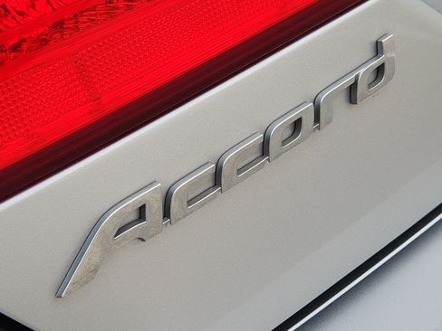 Used 2014 Honda Accord LX image 12