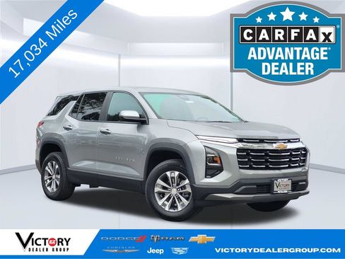 Used 2025 Chevrolet Equinox LT AWD/4WD image 1