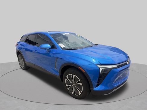 Used 2024 Chevrolet Blazer EV LT AWD/4WD image 2