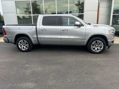 Used 2022 RAM 1500 Limited w/ Body Color Bumper Group AWD/4WD image 4