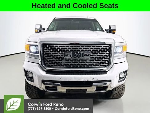 Used 2016 GMC Sierra 2500 Denali w/ Duramax Plus Package image 2