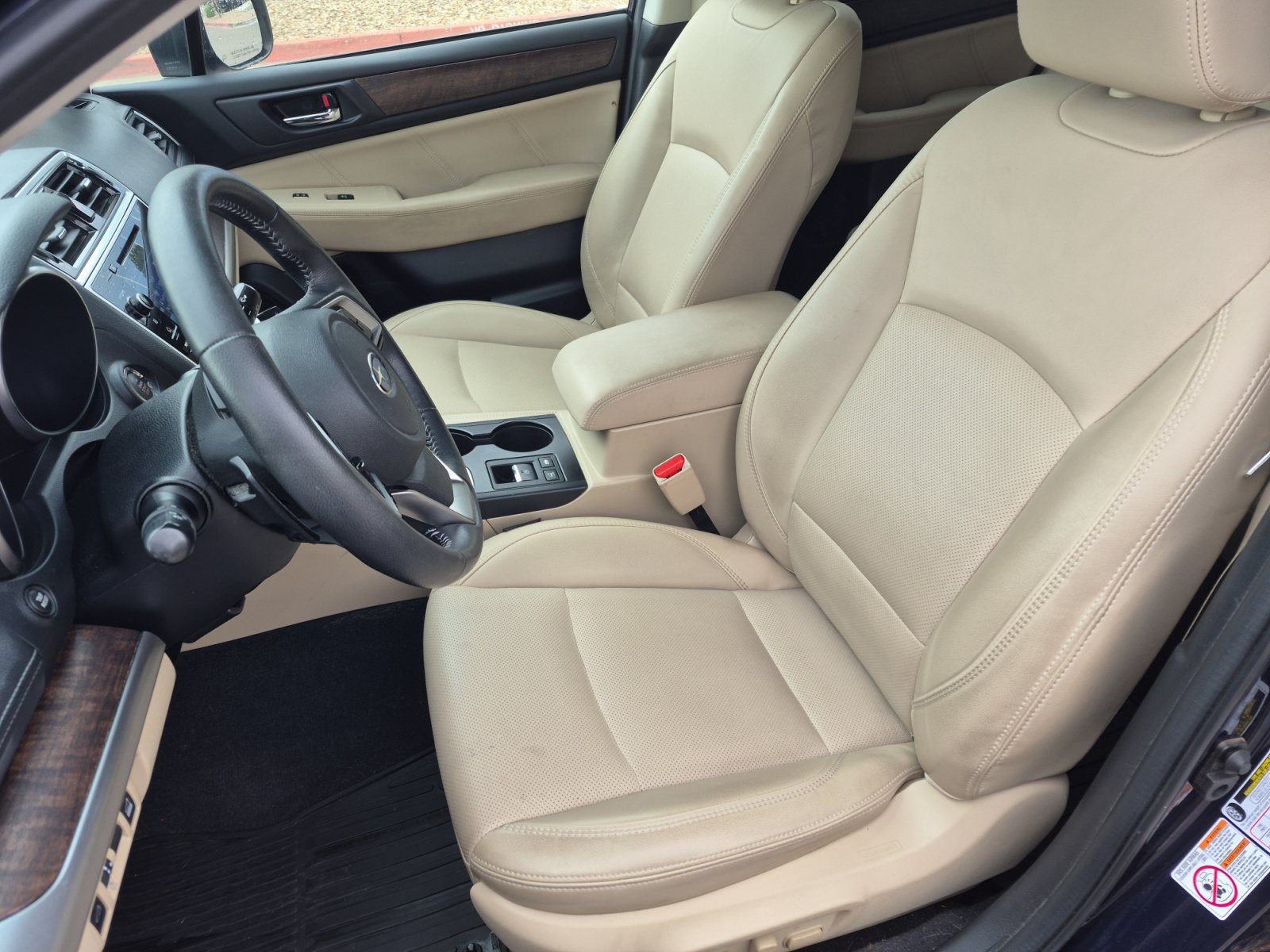 Used 2018 Subaru Outback 3.6R Limited AWD/4WD image 17