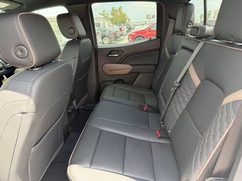 New 2026 GMC Canyon Denali AWD/4WD image 9