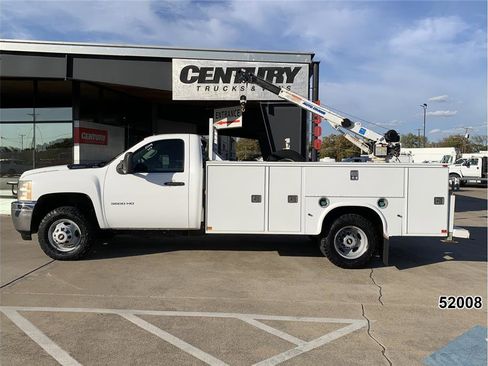 Used 2011 Chevrolet Silverado 3500 W/T image 6