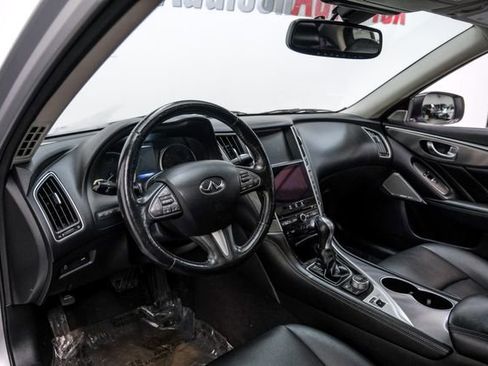 Used 2017 INFINITI Q50 3.0t Premium w/ 3.0T Premium Plus Package image 3