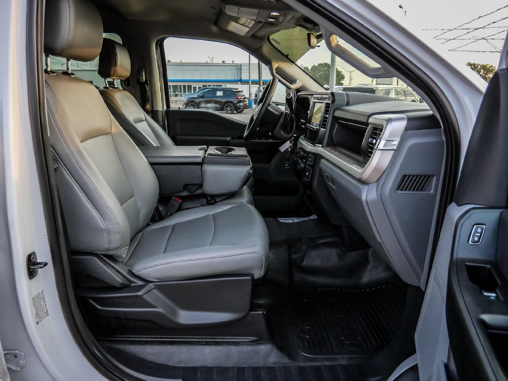 Used 2025 Ford F350 XL AWD/4WD image 16
